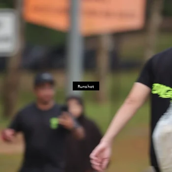 Runner Photo 5595442