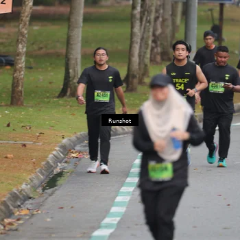 Runner Photo 5595456
