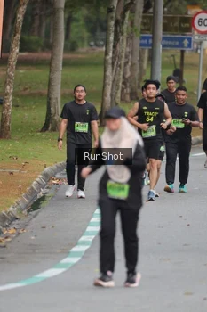 Runner Photo 5595470