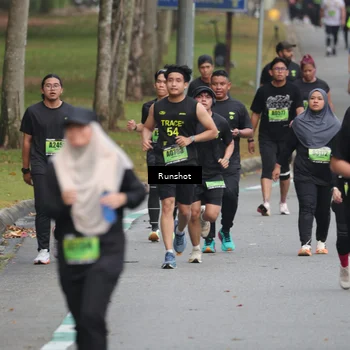 Runner Photo 5595479