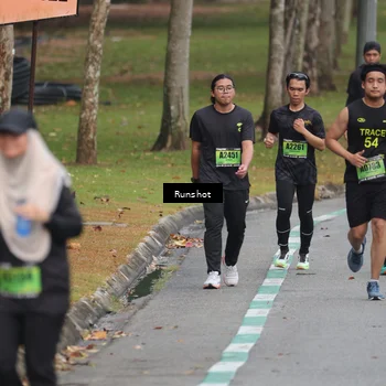Runner Photo 5595506
