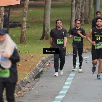Runner Photo 5595507