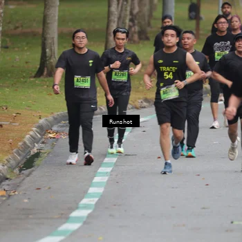 Runner Photo 5595511