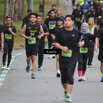 Runner Photo 5595518