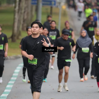 Runner Photo 5595591