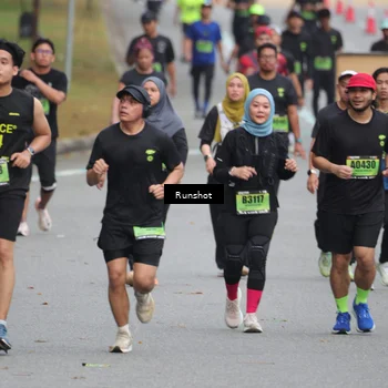 Runner Photo 5595635