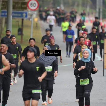 Runner Photo 5595673