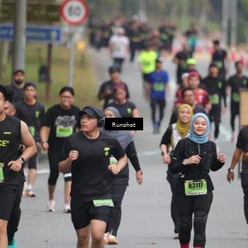 Runner Photo 5595690