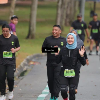 Runner Photo 5595811