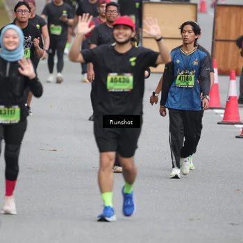 Runner Photo 5595834
