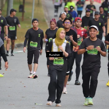 Runner Photo 5595861