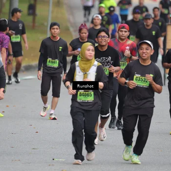 Runner Photo 5595867