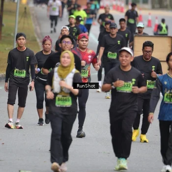 Runner Photo 5595873