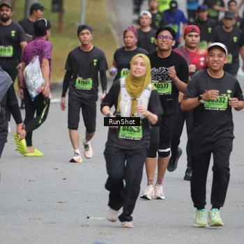 Runner Photo 5595877