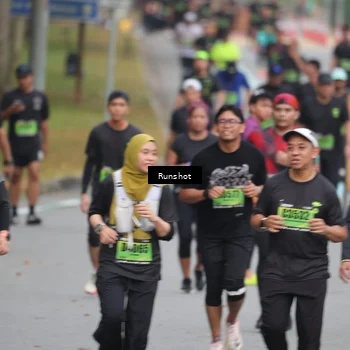 Runner Photo 5595905