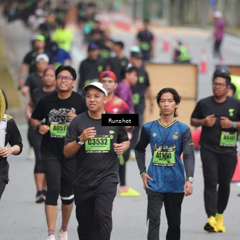 Runner Photo 5595911