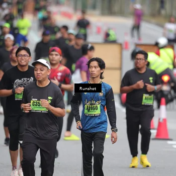 Runner Photo 5595922
