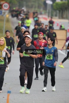 Runner Photo 5595936