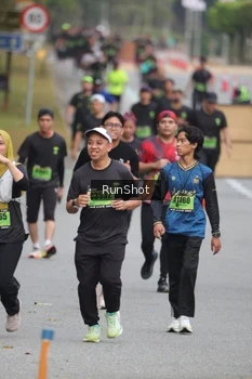 Runner Photo 5595938
