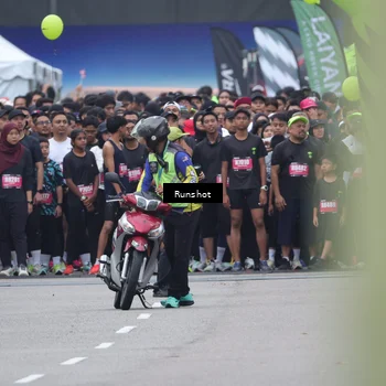 Runner Photo 5596035