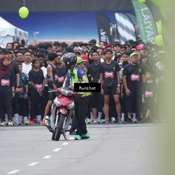 Runner Photo 5596072