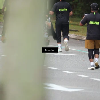 Runner Photo 5596099
