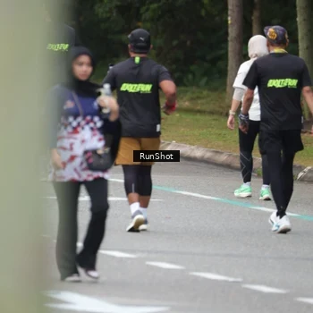 Runner Photo 5596130