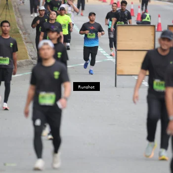Runner Photo 5596208