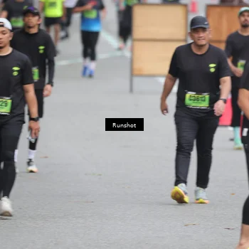 Runner Photo 5596220