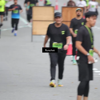 Runner Photo 5596223