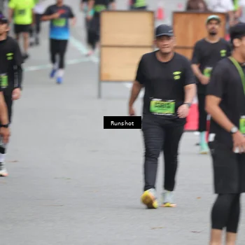 Runner Photo 5596225