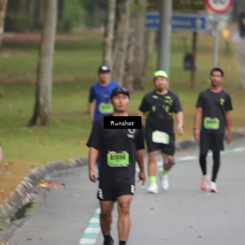 Runner Photo 5596247