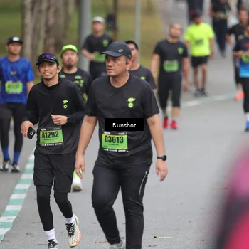 Runner Photo 5596372