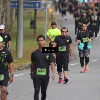 Runner Photo 5596443