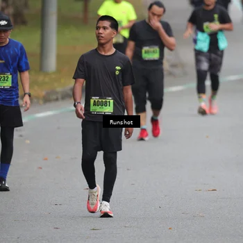 Runner Photo 5596476