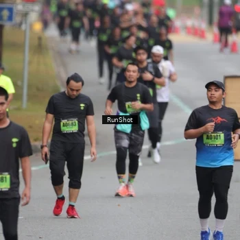 Runner Photo 5596541