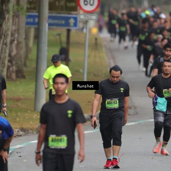 Runner Photo 5596547