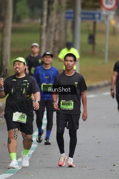 Runner Photo 5596605