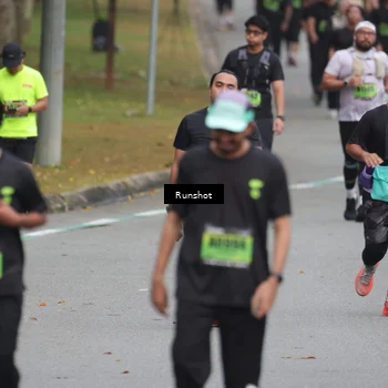 Runner Photo 5596647