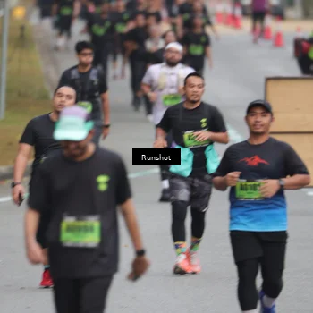 Runner Photo 5596671