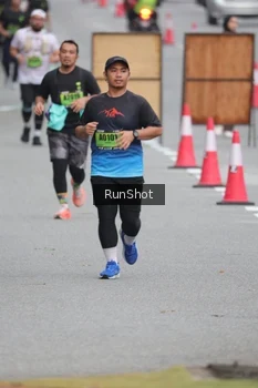 Runner Photo 5596695