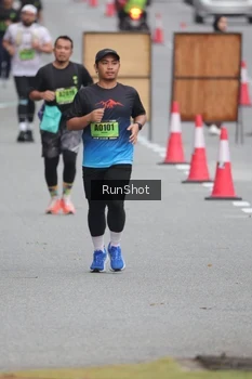 Runner Photo 5596696