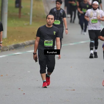 Runner Photo 5596721