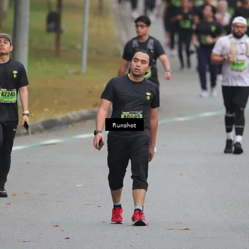 Runner Photo 5596725