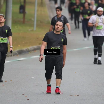 Runner Photo 5596735