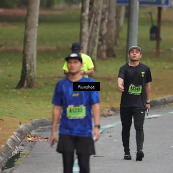 Runner Photo 5596765