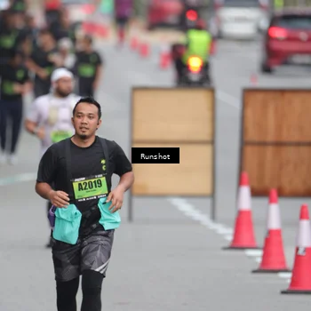 Runner Photo 5596813