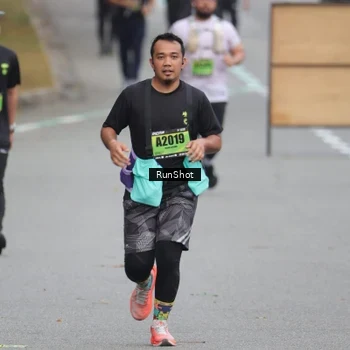 Runner Photo 5596844