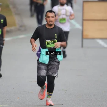 Runner Photo 5596845