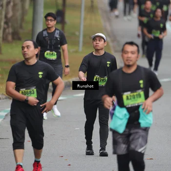 Runner Photo 5596872